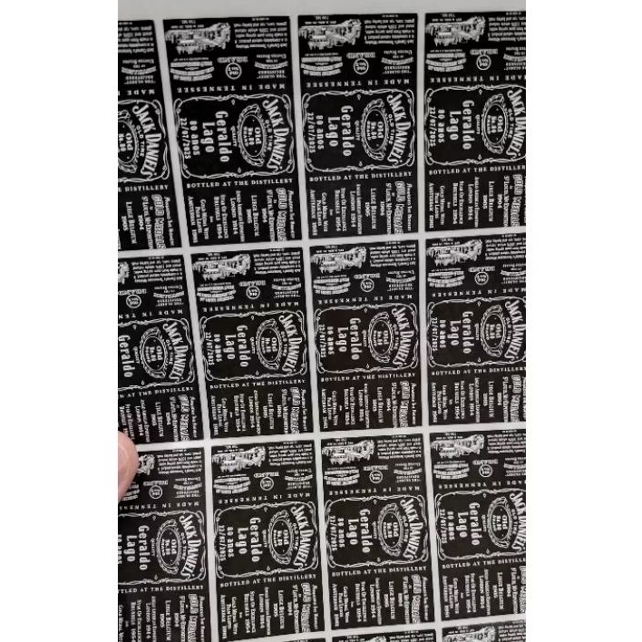 Adesivos personalizados para mini garrafinha 20/30/40/50un em Oferta na Shopee