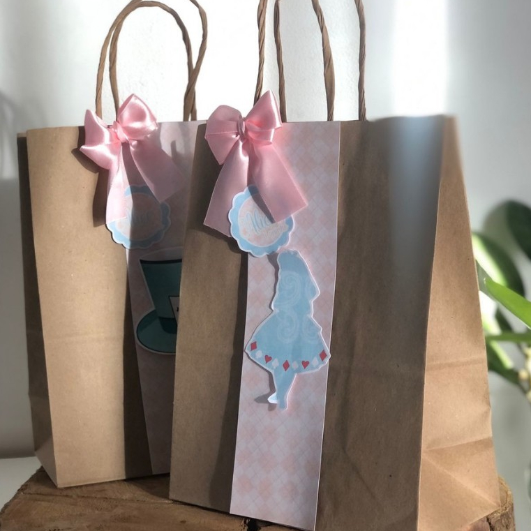 Sacola Surpresa ALICE Pais Maravilhas|Personalizados |Lembrancinhas |Decoração Infantil |Aniversário