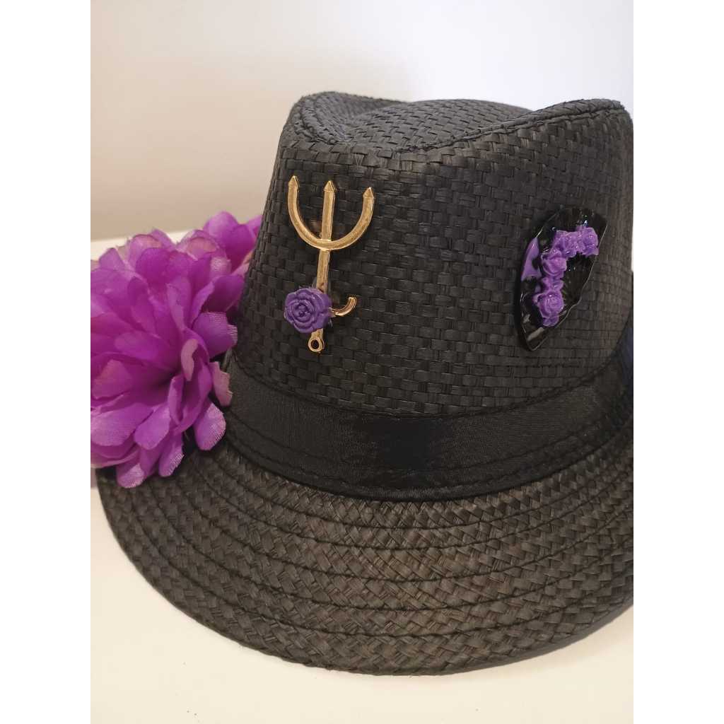 Chapéu de Pomba Gira  Maria Mulambo Luxo  com Flor, Leque e Tridente Linha Luxo