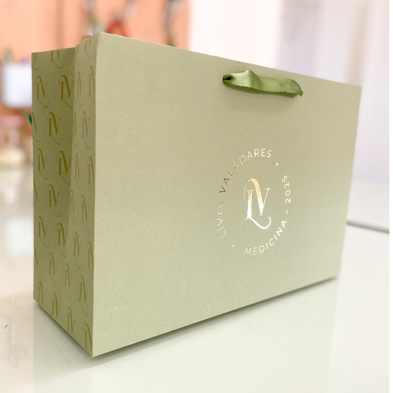 Sacola Personalizada Formatura Eventos Empresarial Papel Colorido HOTSTAMP 32x22x12