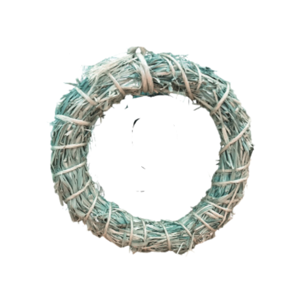 Guirlanda de Feno - Brinquedo Enriquecimento Ambiental  para aves, coelhos e roedores em Oferta na Shopee