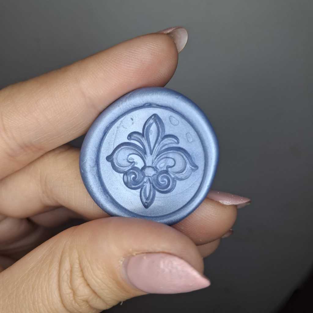 Lacre de Cera Convite de Casamento – Modelo Flor de Lis