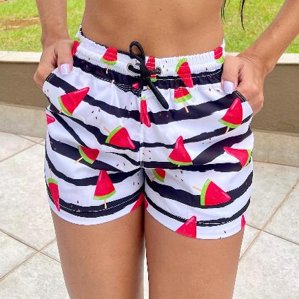 Short Feminino Praia 🍉 Estampa Melancia Divertida | Conforto e Estilo Verão Tactel Com Elastano