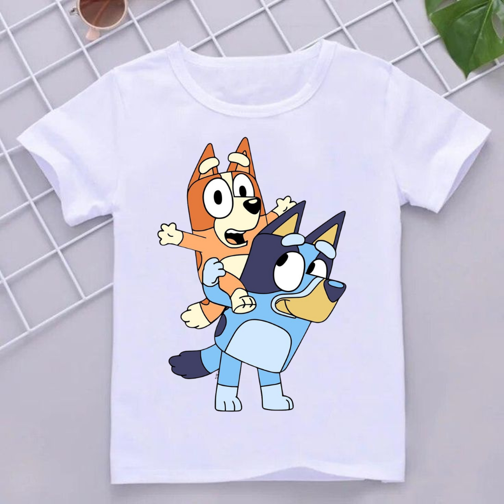 CAMISETA CAMISA BLUSA TSHIRT BLUEY DESENHO ANIMADO TENDENCIA PRESENTE ESCOLAR MODA INFANTI...