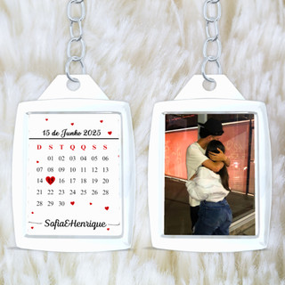Chaveiro Personalizado Frente e Verso Calendário Casal Presente Namoro Lembrancinha