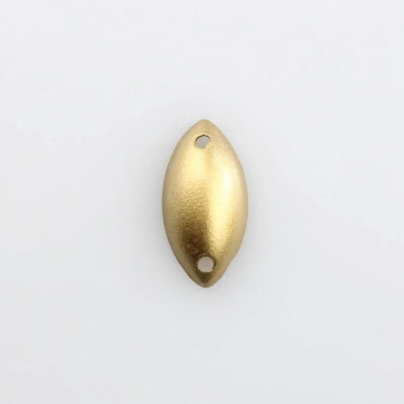 150 chaton ( NAVETE ) 7 x15 ( OURO )