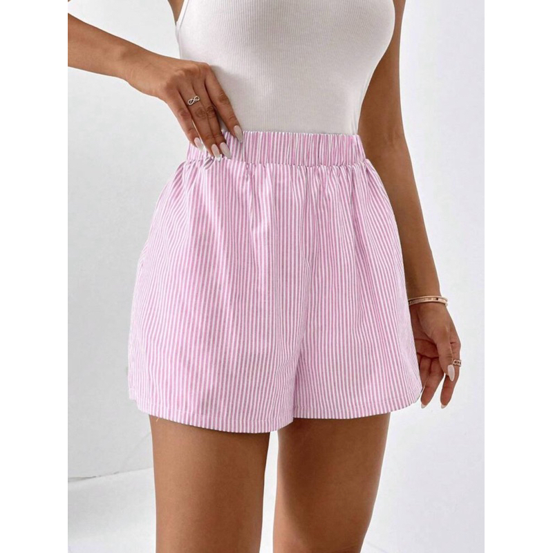 Shorts de Cintura Elástica de Perna Larga com Estampa Listrada para o Verão
