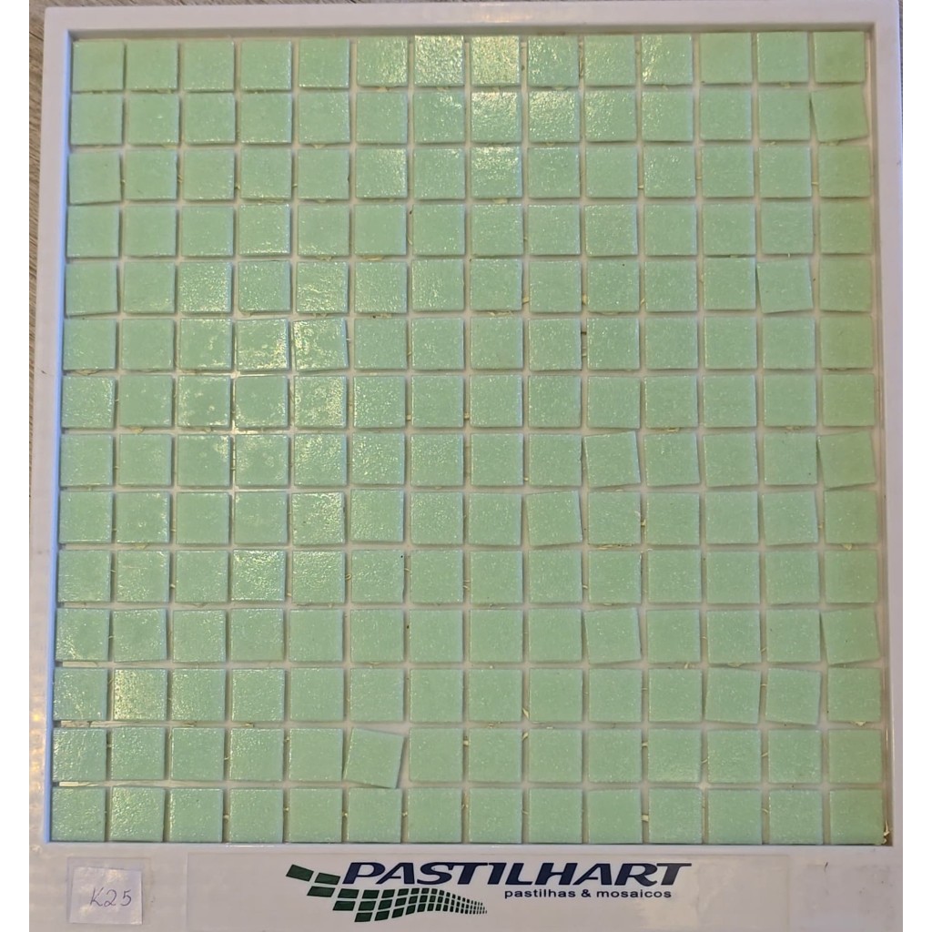 Pastilha De Vidro Resinado 2x2cm Oriental Verde e Verde Água Placa 32,5x32,5cm