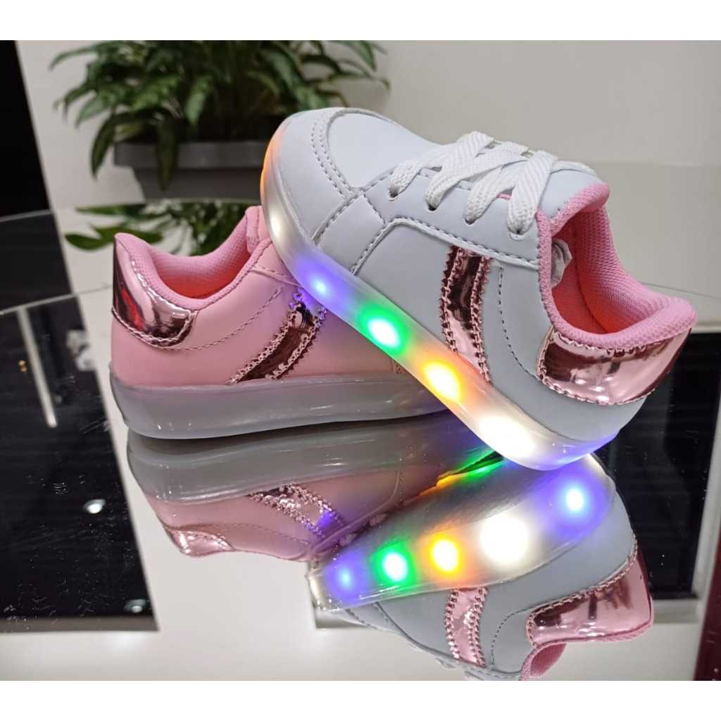 Tênis infantil feminino Branco ou Rosa com Led em Oferta na Shopee