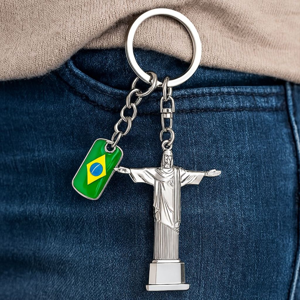 Chaveiro Metal Cristo Redentor com Bandeira do Brasil