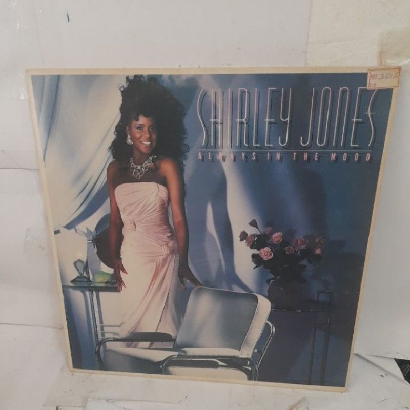 lp vinil Shirley jones  . always in the moon