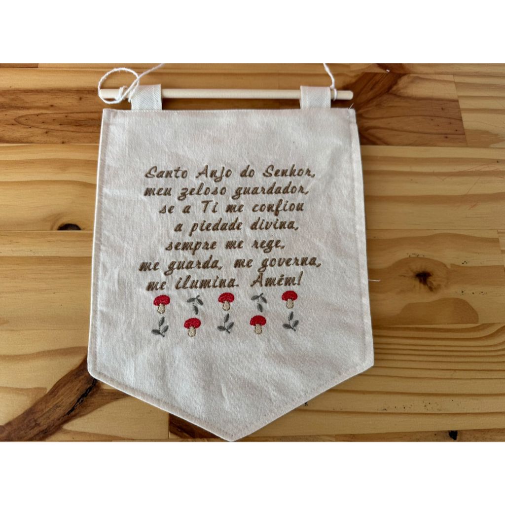 Flâmula Bordada Decoração Santo Anjo do Senhor Tema Cogumelos