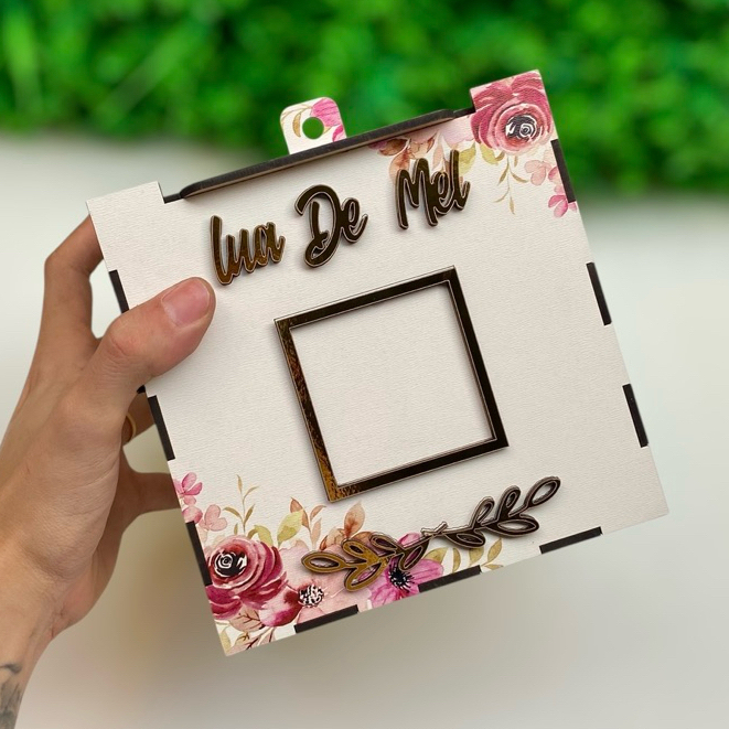 CAIXA LUA DE MEL PARA CASAMENTO PERSONALIZADA COM INICIAIS E QRCODE em Oferta na Shopee