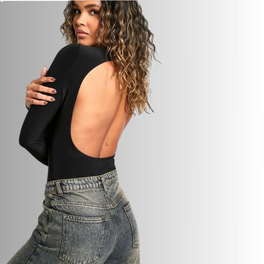 Body manga longa em suplex decote nas costas manga luva bori gola redonda com forro e fecho body casual elegante