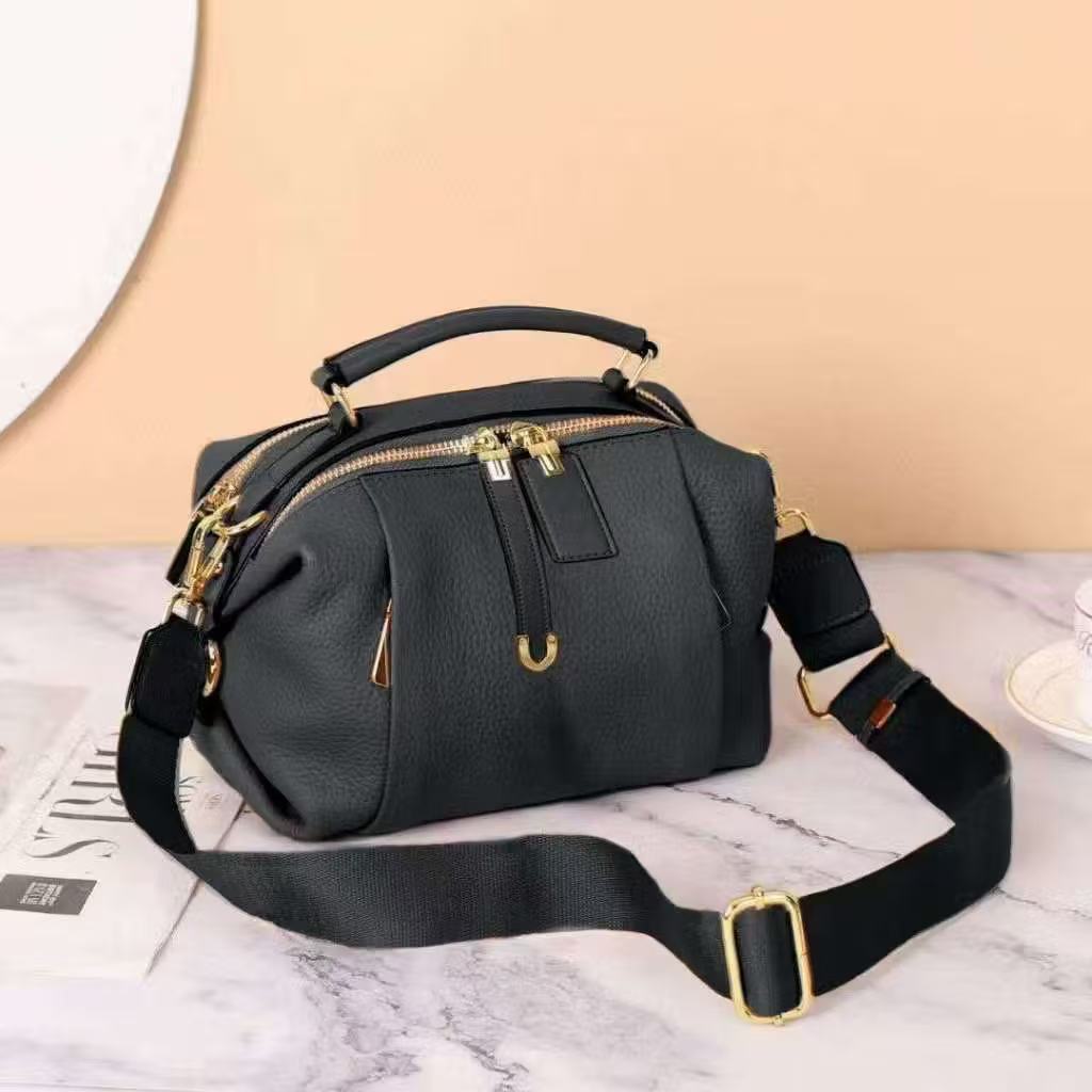 Bolsa Feminina Transversal Em Couro PU Bau Tiracolo Espaçosa Estruturada Media Com Alça em Oferta na Shopee