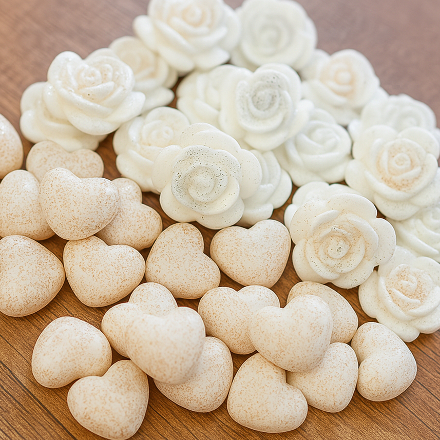 Lembrancinhas Kit 50 Coracoes e 50 flores COM GLITTER aniversarios 15 anos cha de bebe cha revelacao em Oferta na Shopee