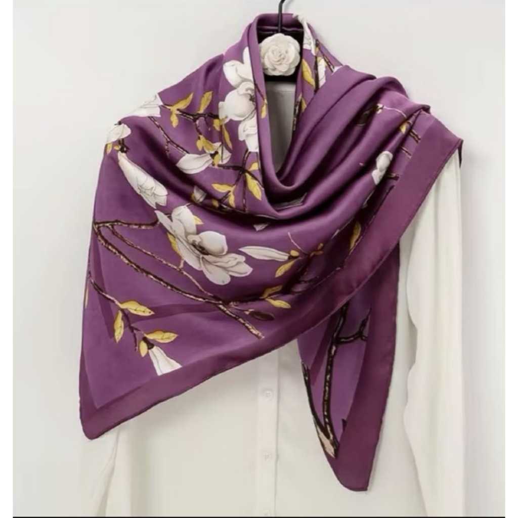 Lenço de Cetim Florido multiuso 90x90cm Cropped, Bandana, Turbante,S193