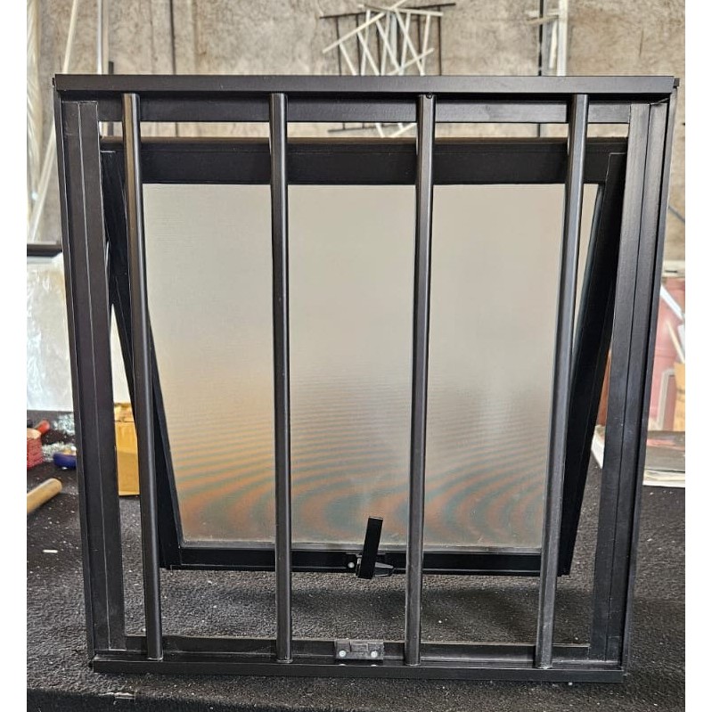 Vitro Maxim ar COM GRADE - Janela de Banheiro - Alumínio Preto Linha 25 Completo, Vidro Mini Boreal em Oferta na Shopee