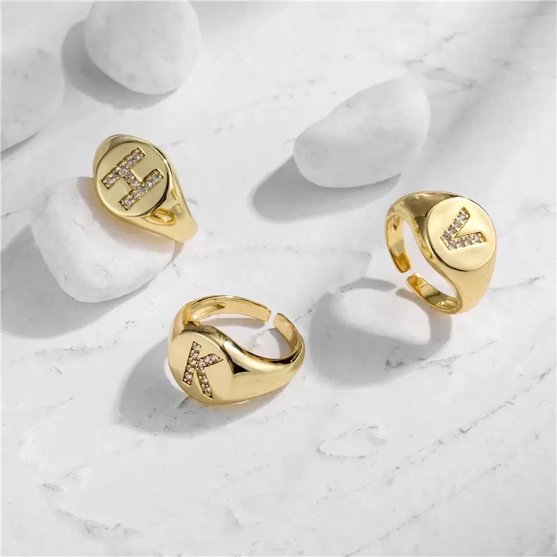 NOVIDADES Anel de letra Design Ajustável Banhada em Ouro 18k Prata 925 em Oferta na Shopee
