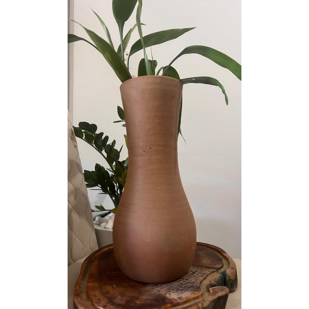 Jarra de Barro Artesanal- Moringa de Barro- Jarro para plantas- Centro de mesa  – Rústica, Elegante e Exclusiva