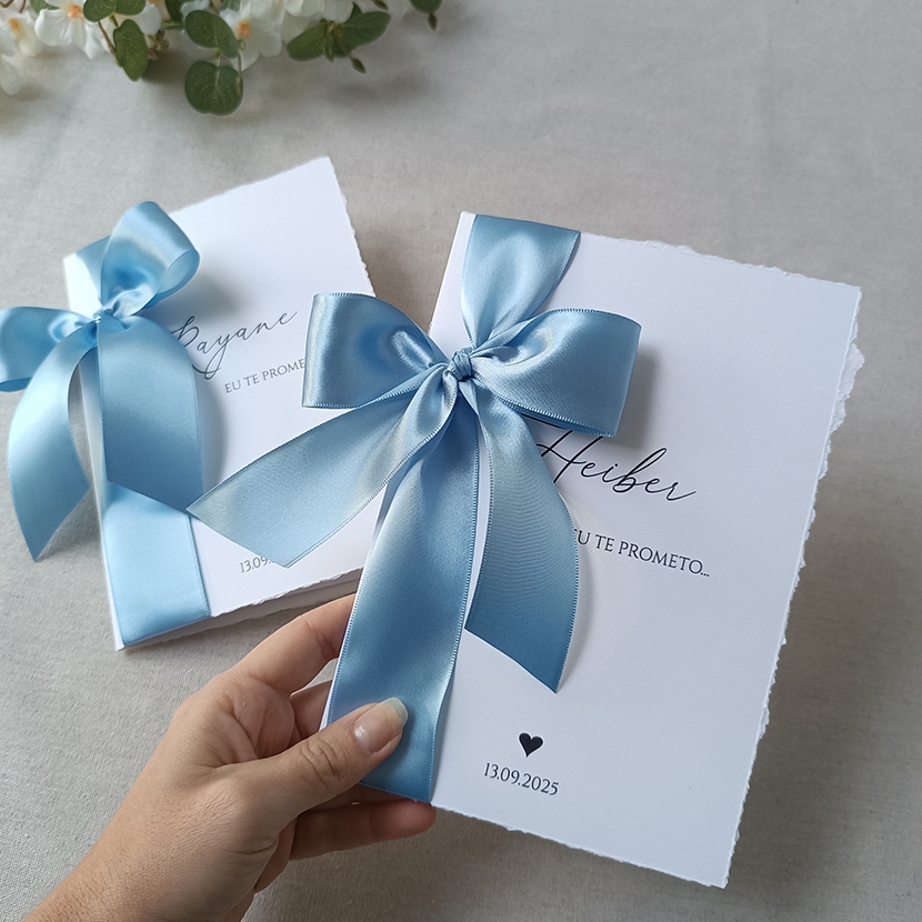 Par de Caderno de Votos dos Noivos de Casamento Personalizado Laço de Cetim Azul Serenity Claro - Papel Texturizado em Oferta na Shopee
