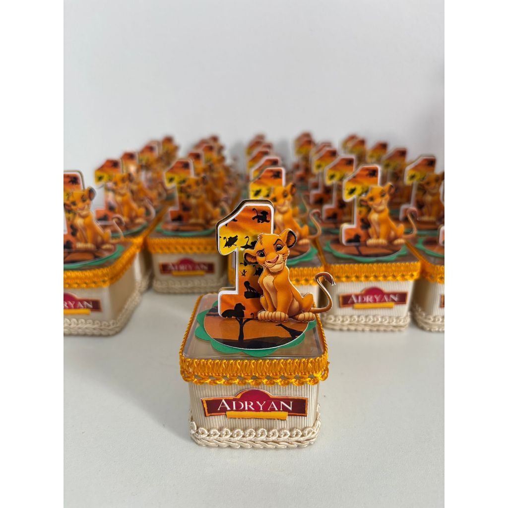 Caixa acrilica Rei leão | Lembrancinha de festa Rei leão | Caixa acrilica Simba