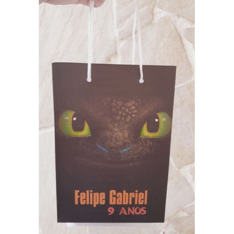 Sacolinha personalizada M vertical tema como treinar seu dragão/ lembrancinhas para aniversário/ Sacolinha personalizada
