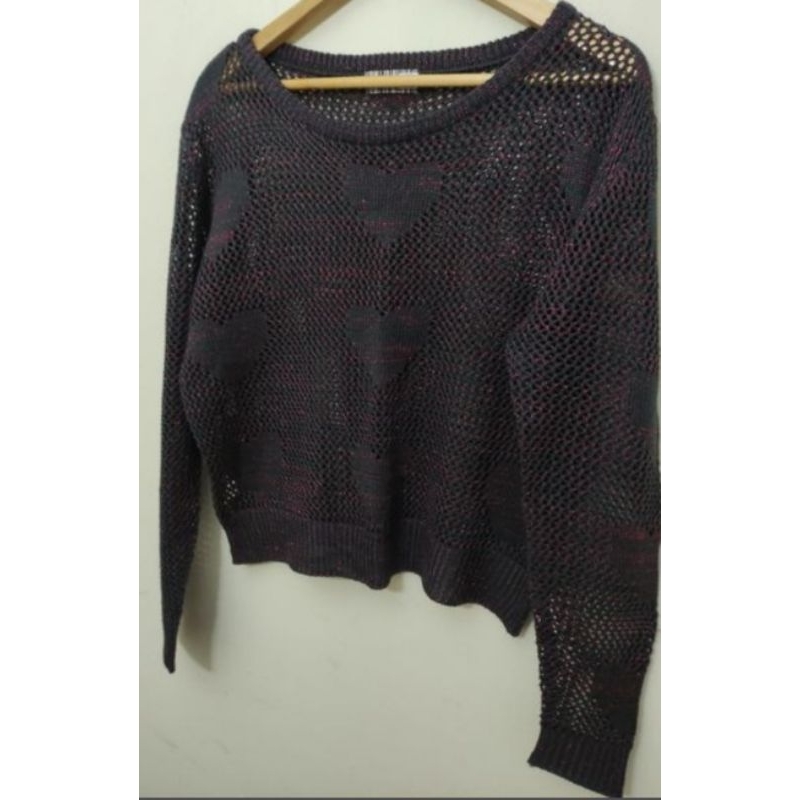 M emme Blusa trico tam Pp(42-44) 60,00preto com marsala
altura 55cm
largura 62cm