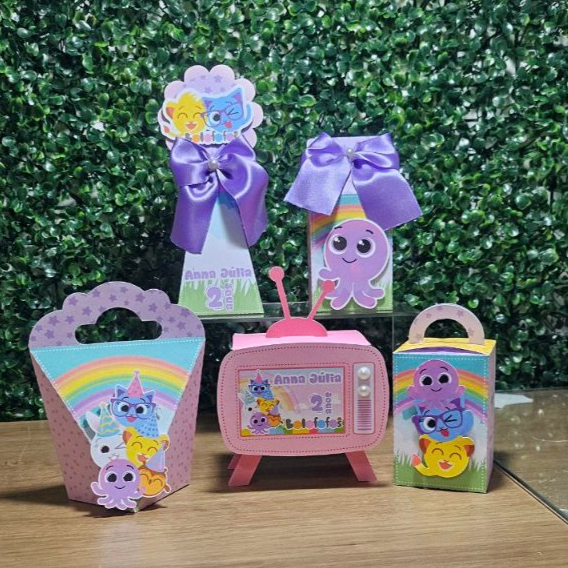 Kit Caixa Personalizada Lembrançinha para Aniversário - Bolofofos Menina