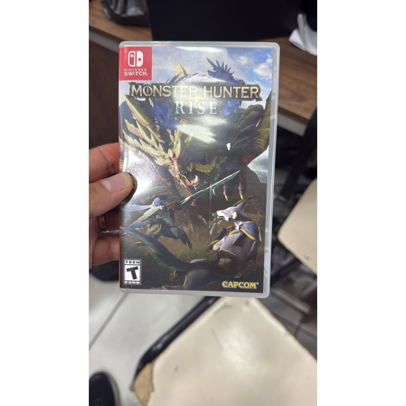 jogo para Nintendo switch monster hunter rise usado