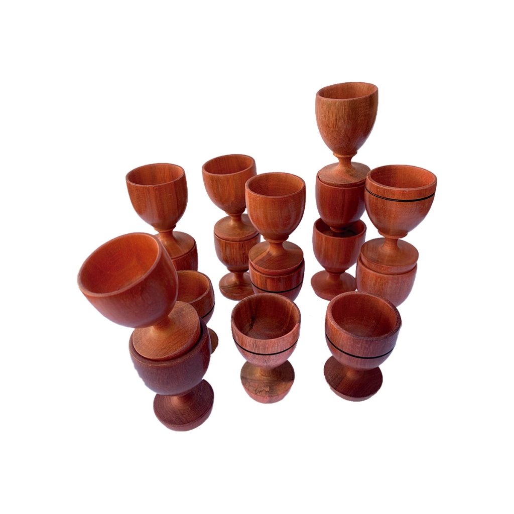 Kit 8 Taças de Cachaça 7cm em Madeira Rústica - Shot para Pinga, Coquetel, Caipirinha e Aperitivos