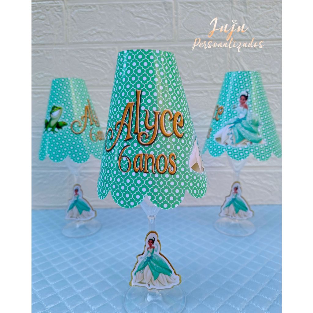 Centro de Mesa Abajur Personalizado com Led Tema A Princesa e o Sapo - Lembrancinha Personalizada para festa