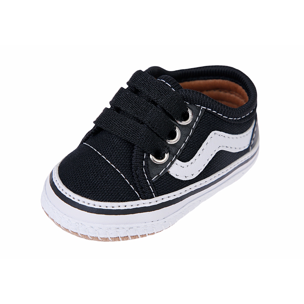 Sapatinho de bebê PimPam tênis masculino preto coleção inverno 2026