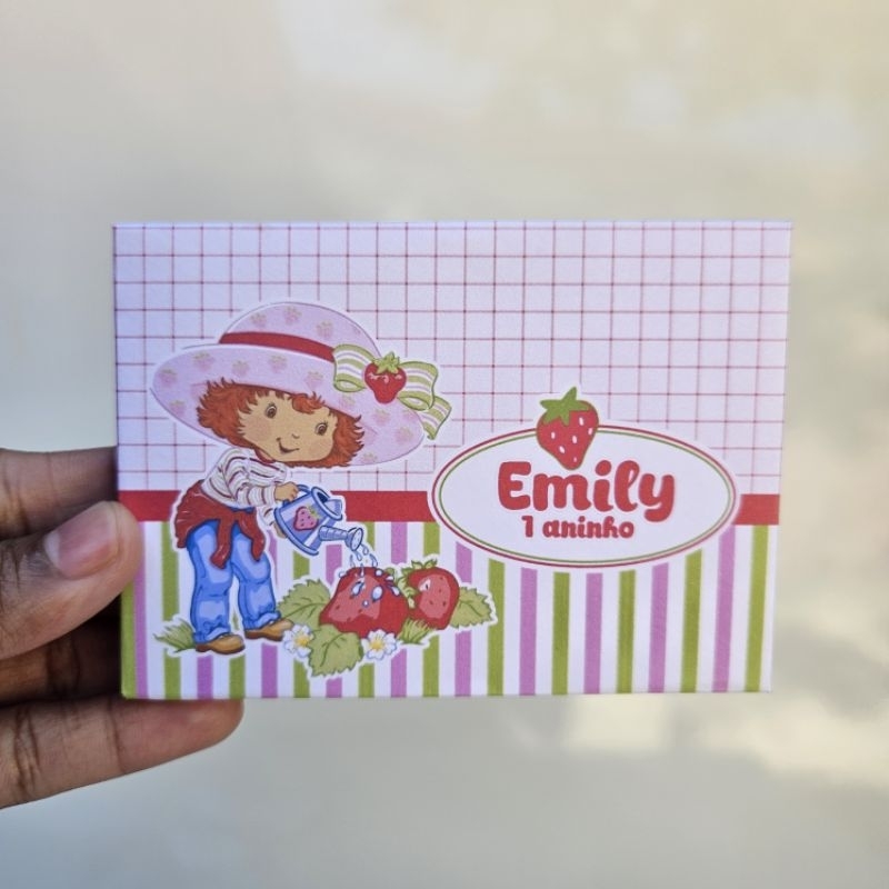 caixa porta kit kat do tema MORANGUINHO 2.0/kit festa lembrancinha personalizada/mimo/aniversário
