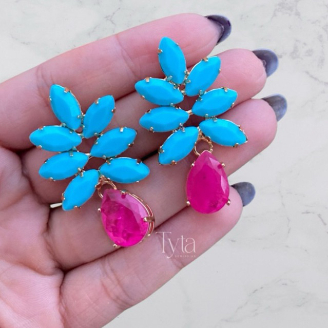 Brinco azul turquesa e pink com banho de ouro / brinco pink brinco lilás Emma madrinha