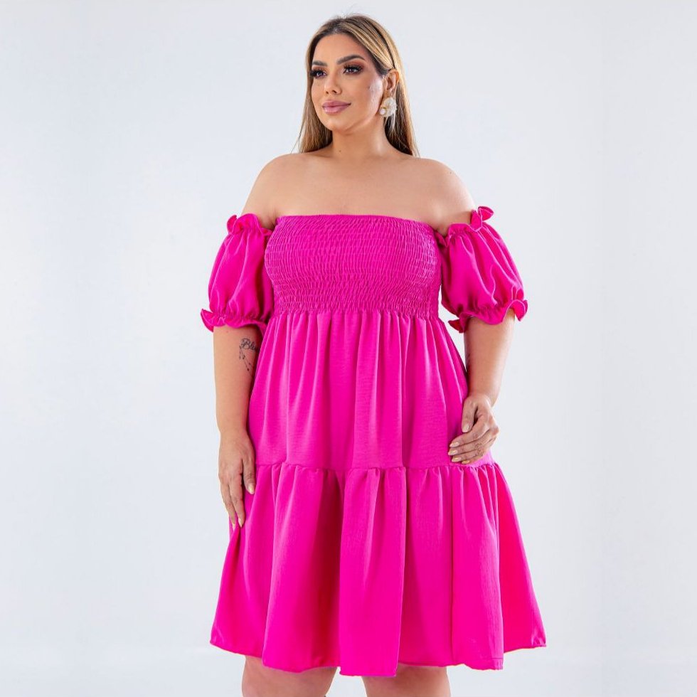 Vestido Curto Plus Size Moda Maior Manga Curta 2 Marias no Crepe Dunas Plis