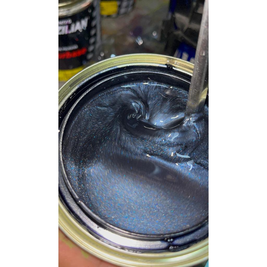 Tinta automotiva base poliéster cinza mineral met