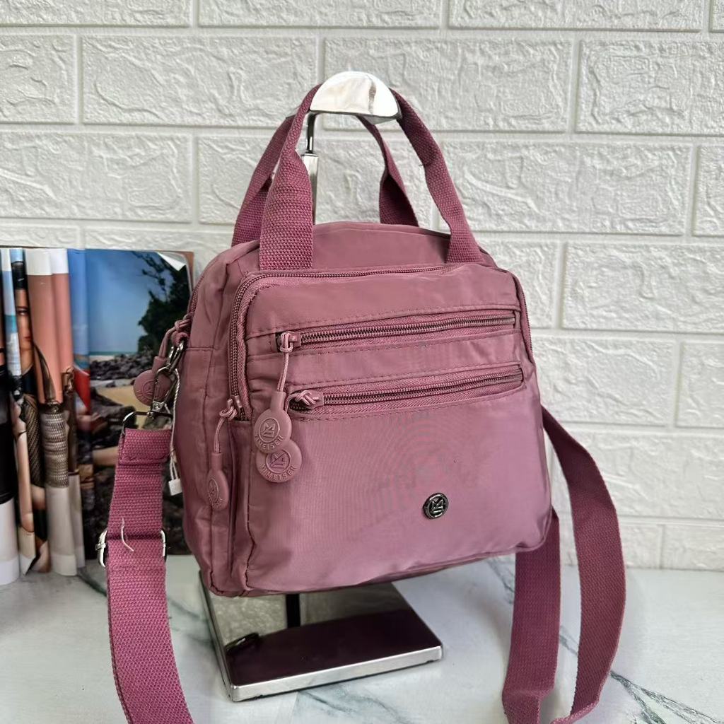 Bolsa feminina nylon impermeável vira mochila transversal tiracolo leve 3em1 em Oferta na Shopee