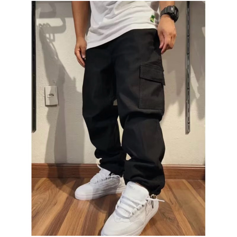 Calça Cargo Preta Boca Larga Unissex 6 Bolsos