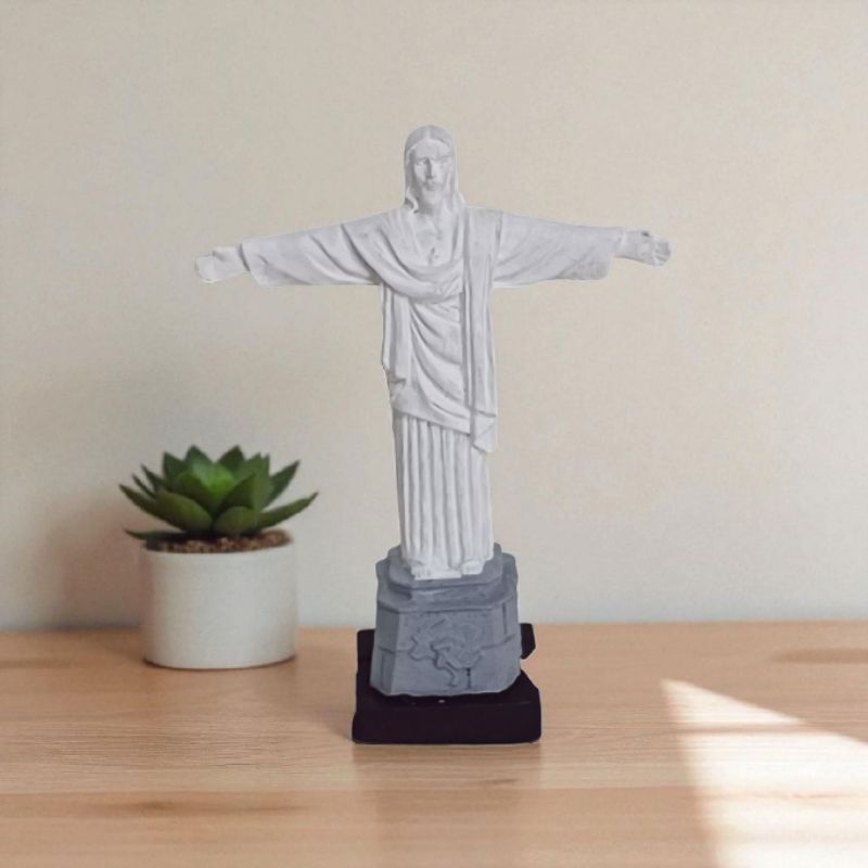 Imagem do Nosso Senhor Jesus Cristo Redentor 9cm em resina