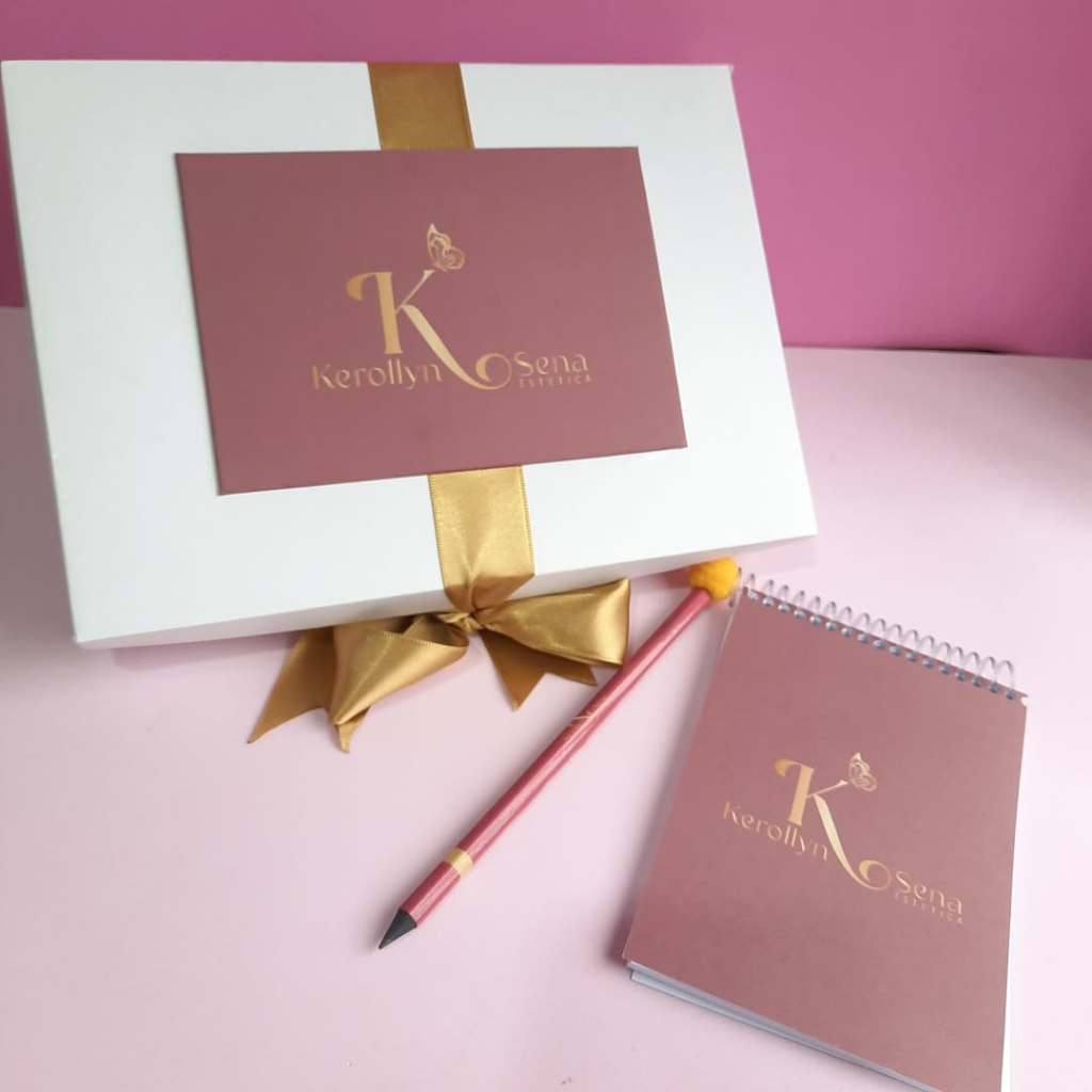 Kit curso com caixa sem sacola personalizado com sua logo em Oferta na Shopee