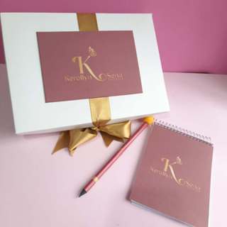 Kit curso com caixa sem sacola personalizado com sua logo em Oferta na Shopee