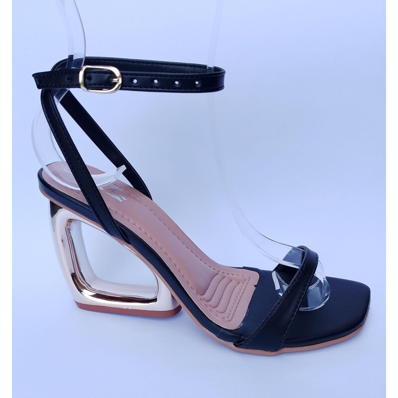 sandália Feminina salto vazado orgânico 9Cm em Oferta na Shopee