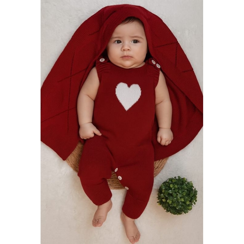 Kit Saida Maternidade Coração Salopete + Manta Tricot Menino Menina Tricô Infantil