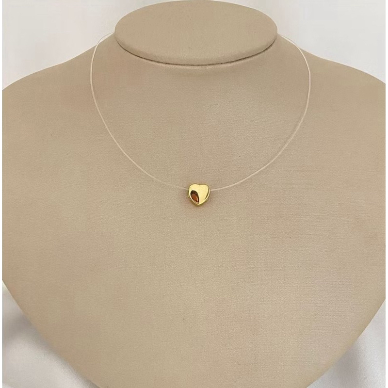 Choker Feminina 35cm Semijoia Fio Nylon Coração Delicado Banhado à Ouro 18k