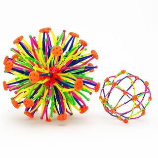 Bola Mágica Maluca Divertida Expansível Abre Fecha Ao Lançar em Oferta na Shopee