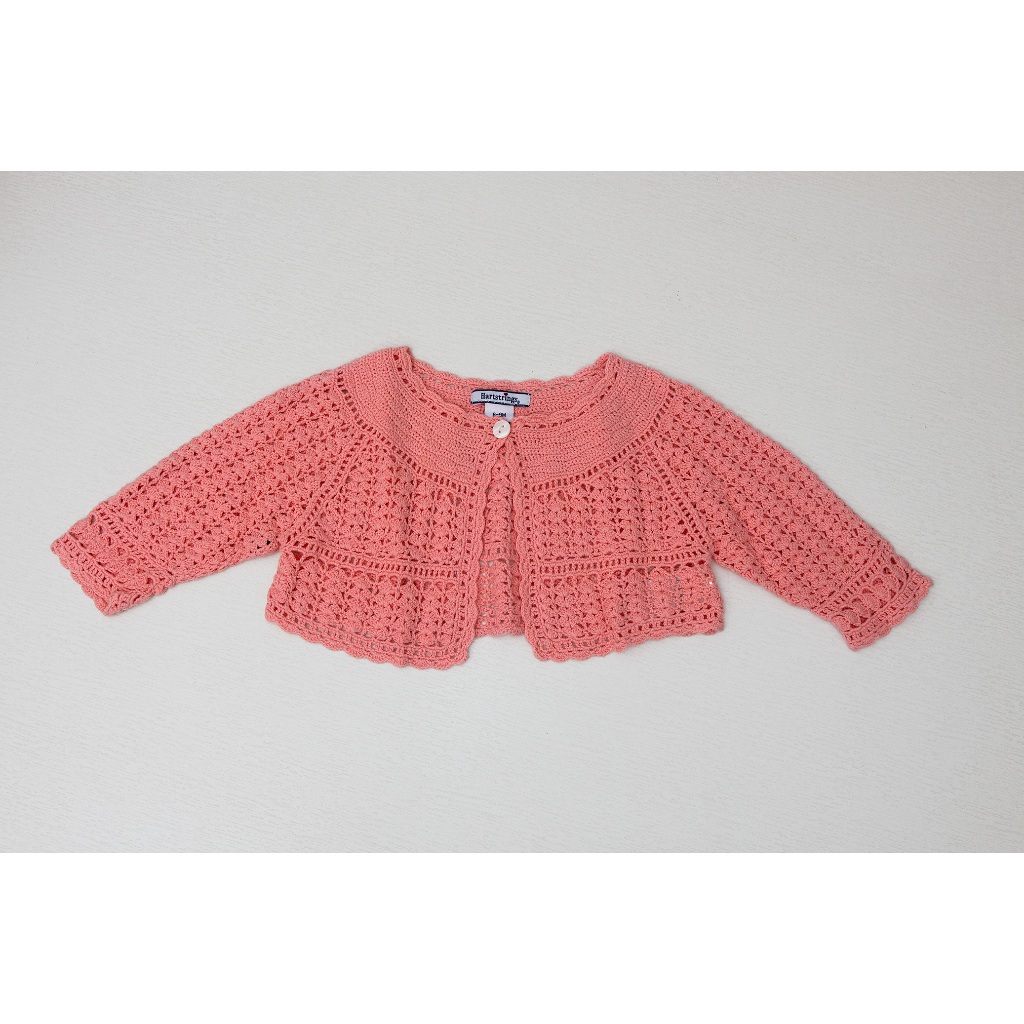 Casaquinho bebê artesanal em crochê - seminovo