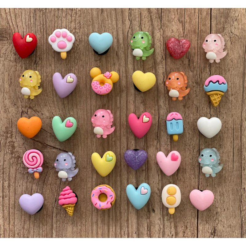 Apliques para Babuche em Resina e Metal- Escolha Conforme sua Preferencia em Oferta na Shopee