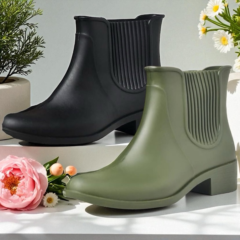 BUTINA FEMININA BOTA PVC ROÇA IMPERMEÁVEL LEVE MACIA ref.19