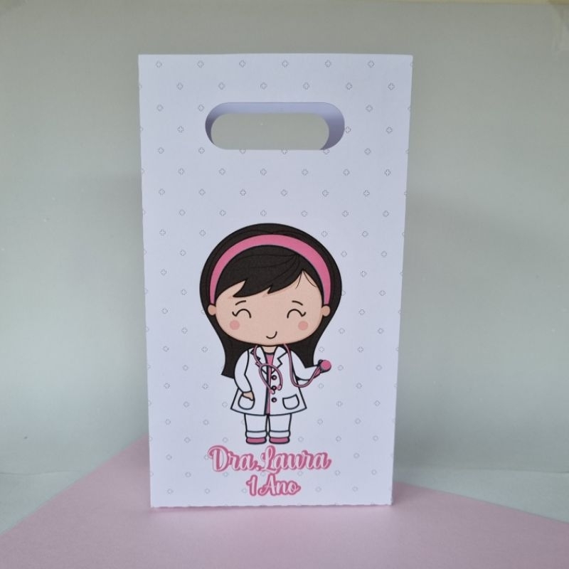 Kit Festa Sacolinha Surpresa Tema Médico - Lembrancinha Festa Personalizada com Nome idade Mesversário Aniversário